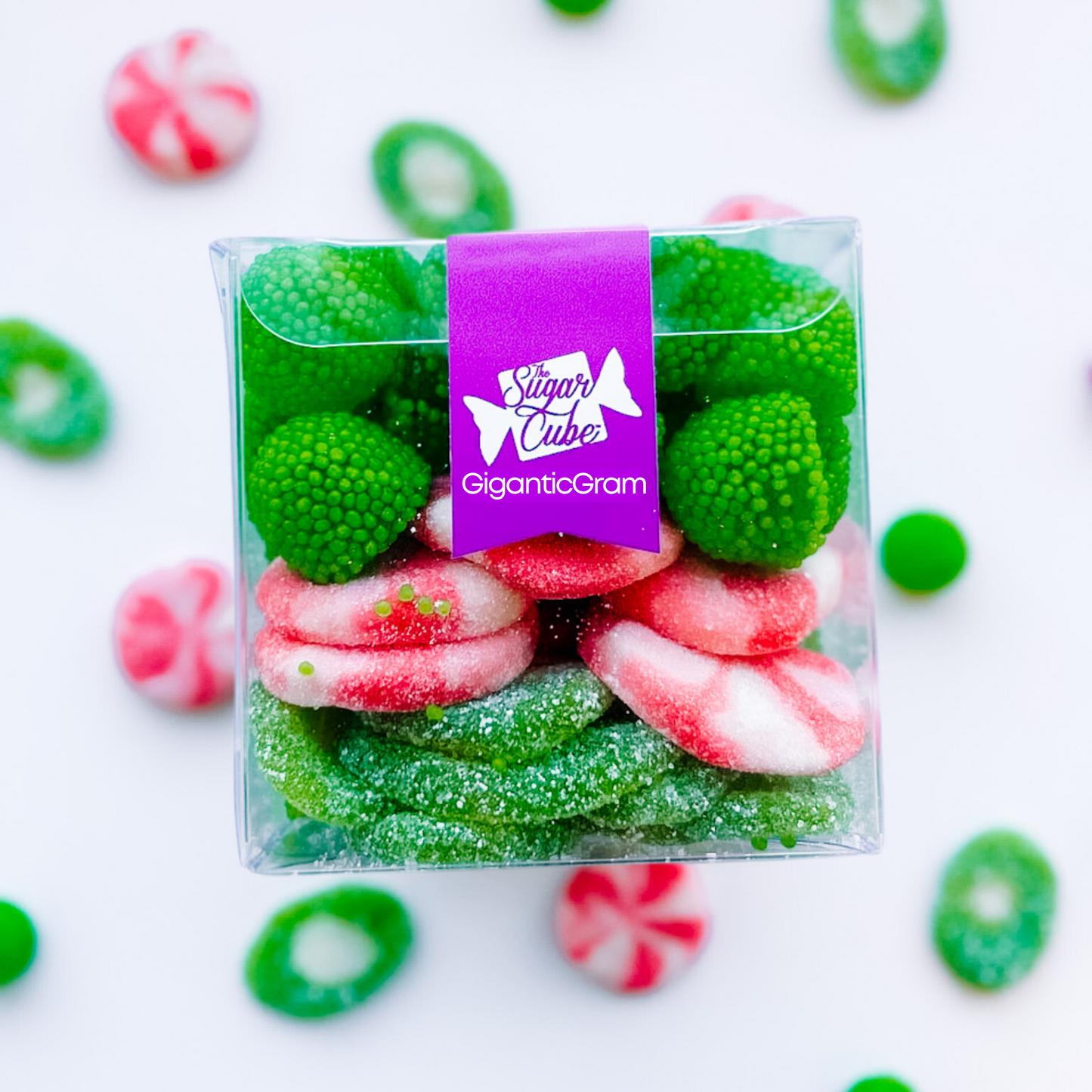 Gigantic holiday CandyGram filled with approximately 1kg of bright pink and green Merry and Bright candy